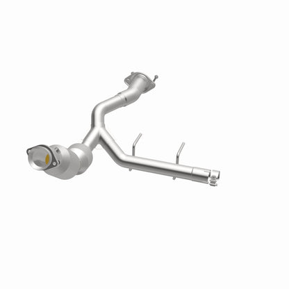 Magnaflow 21-23 Ford F-150 3.5L Right Underbody Direct Fit Converter - Graveyard Performance