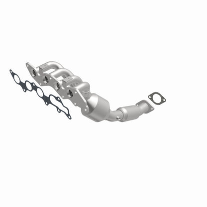 Magnaflow 05-06 Ford Focus 2.0L Direct Fit Converter - Graveyard Performance