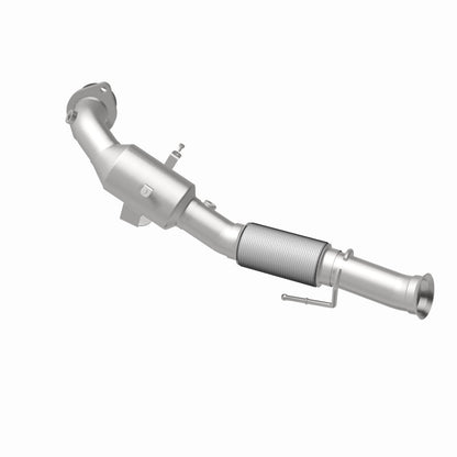 MagnaFlow Conv DF 16-17 Ford Focus 2.3L Underbody - Graveyard Performance