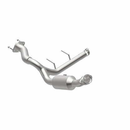 Magnaflow 2021 Ford F-150 Right Underbody 5L Direct Fit Converter - Graveyard Performance