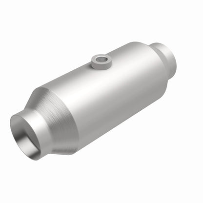 Magnaflow Conv Univ 2.50 1/O2 CA 5in Spun CA - Graveyard Performance