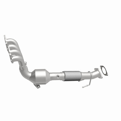 Magnaflow 12-15 Ford Focus 2.0L Direct Fit Converter - Graveyard Performance