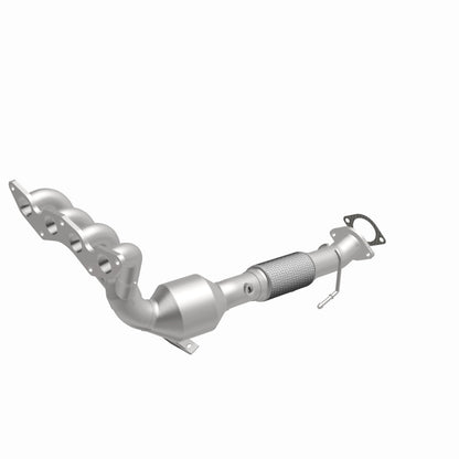 Magnaflow 12-15 Ford Focus 2.0L Direct Fit Converter - Graveyard Performance