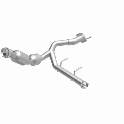 Magnaflow 21-23 Ford F-150 3.5L Right Underbody Direct Fit Converter - Graveyard Performance