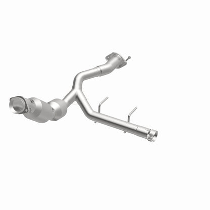 Magnaflow 21-23 Ford F-150 3.5L Right Underbody Direct Fit Converter - Graveyard Performance