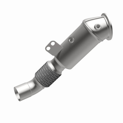 Magnaflow 19-22 BMW X5 Front Underbody 3L Direct Fit Converter - Graveyard Performance