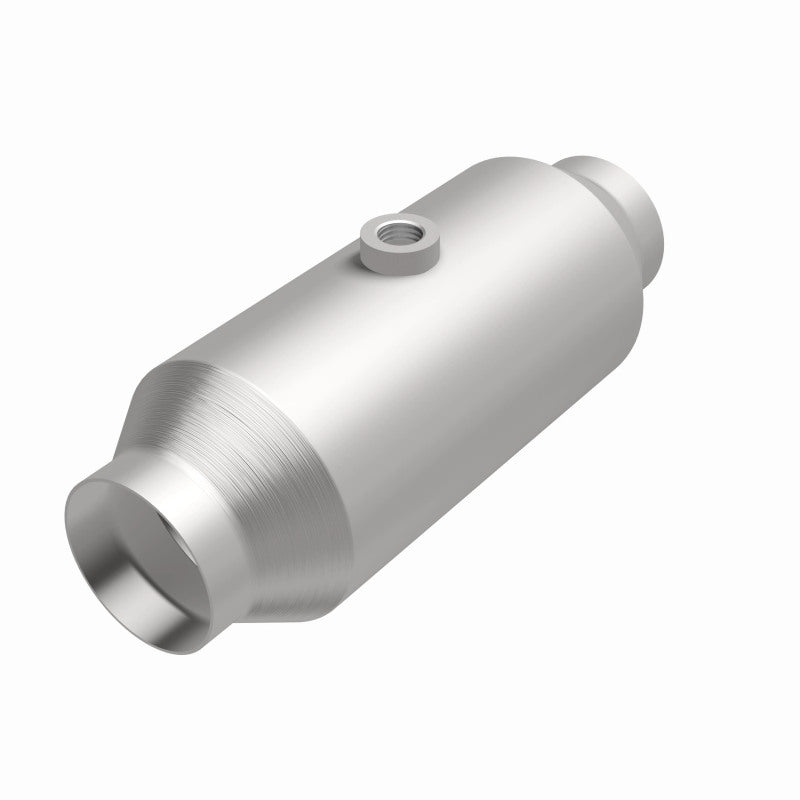 Magnaflow Conv Univ 2.50 1/O2 CA 5in Spun CA - Graveyard Performance