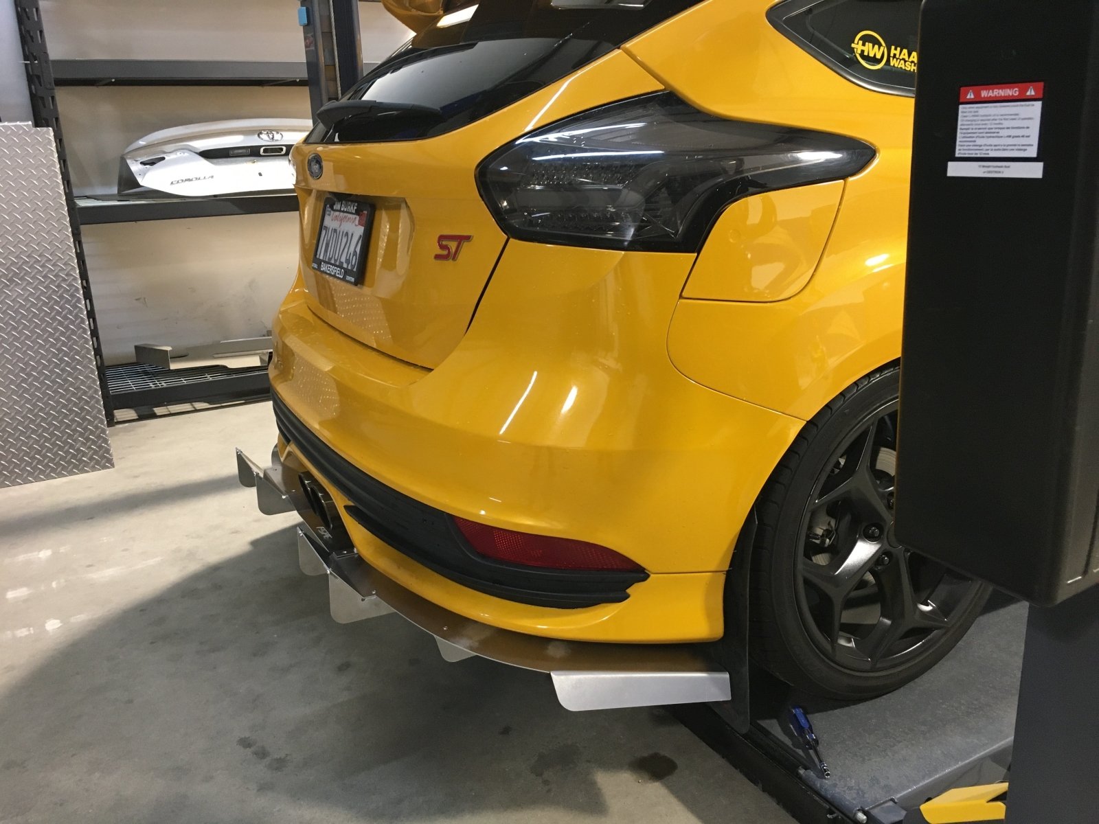 Ford Focus ST (2011-2018) Rear Diffuser V2 - FSPE