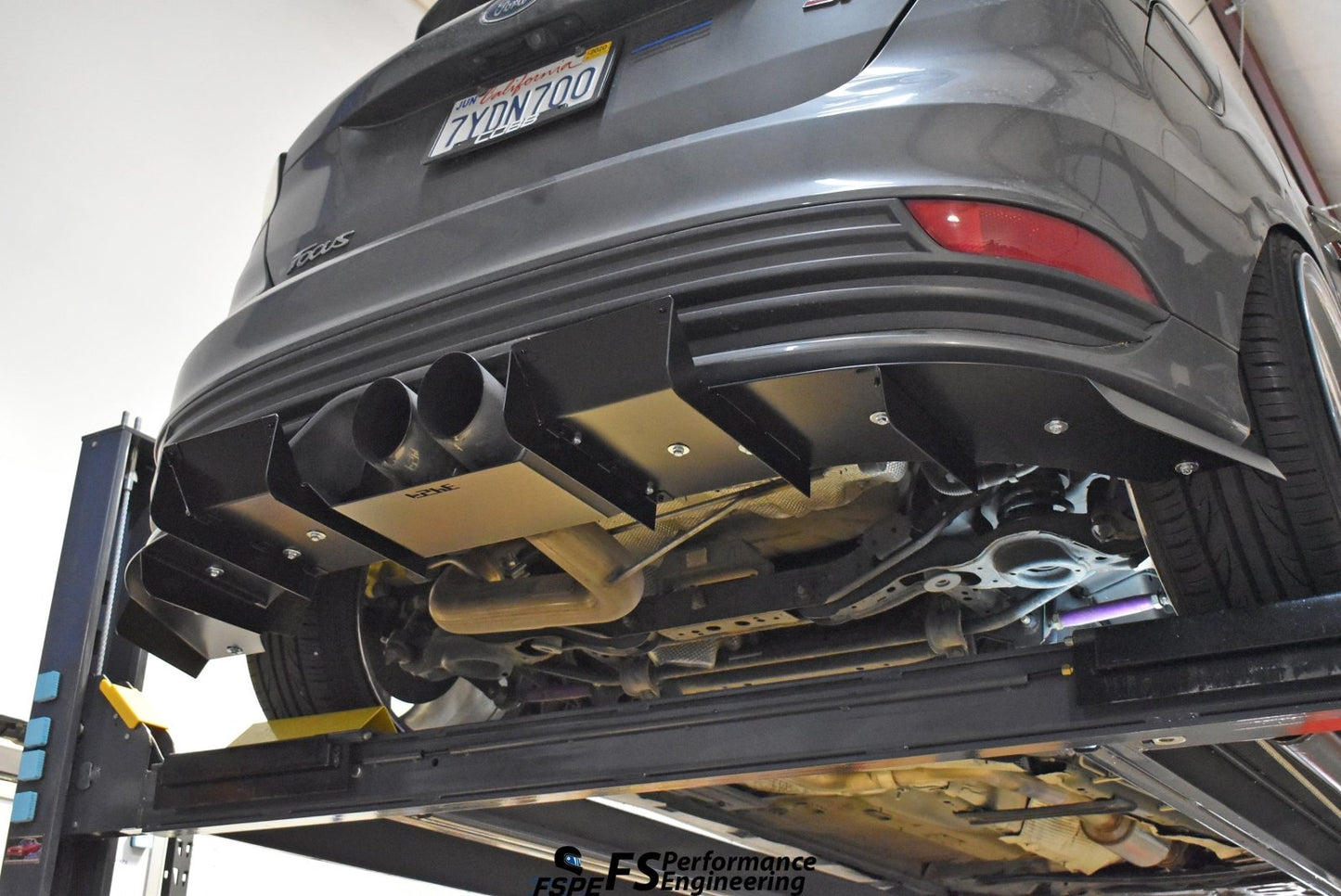 Ford Focus ST (2011-2018) Rear Diffuser V2 - FSPE