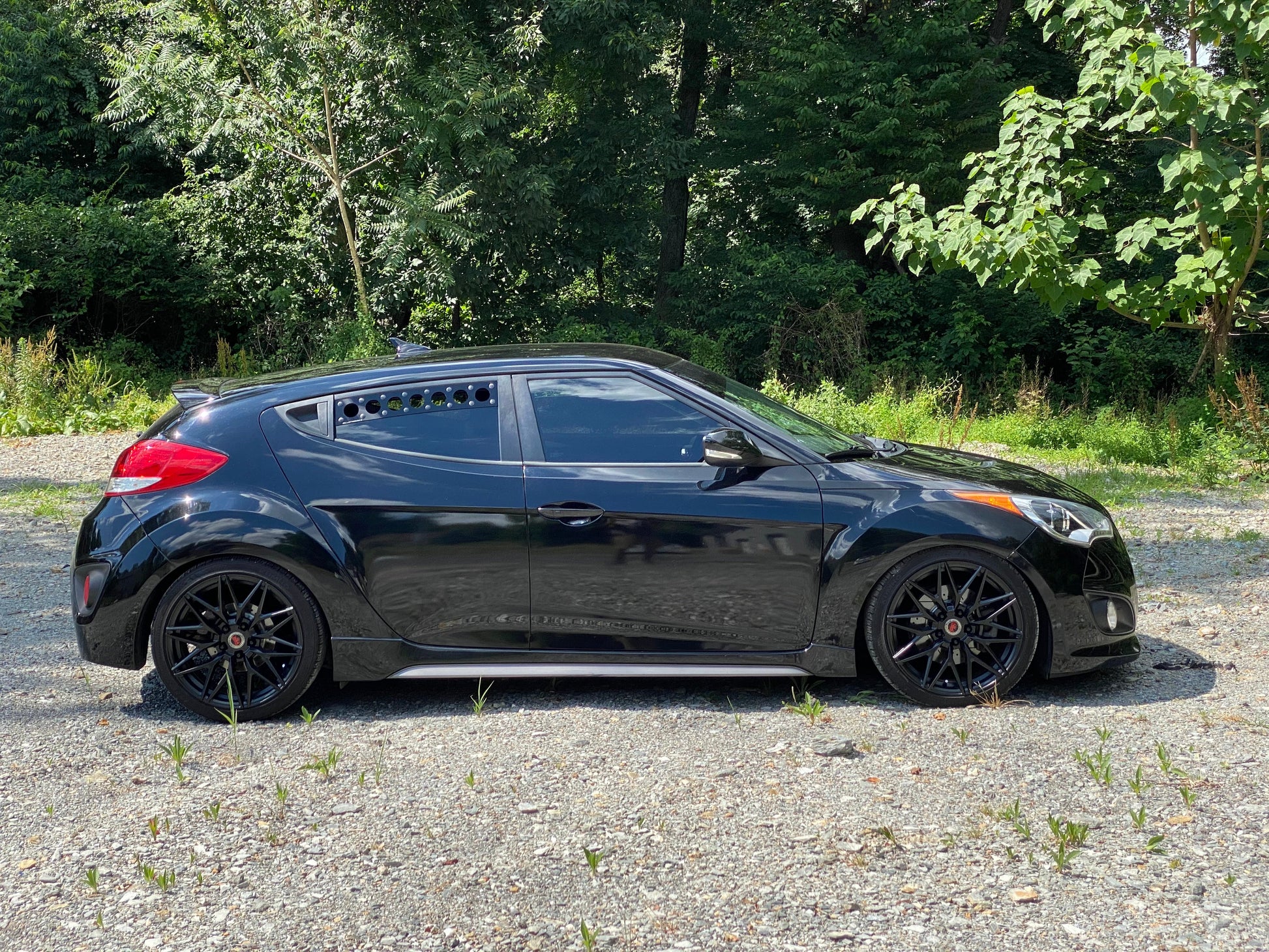 Billetworkz Window Vents Hyundai Veloster 2012-2017 - Graveyard Performance