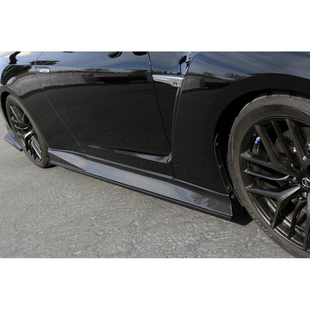 APR Performance Carbon Fiber Nissan GTR R35 Side Rocker Extensions/ Side Skirt 2017-2022