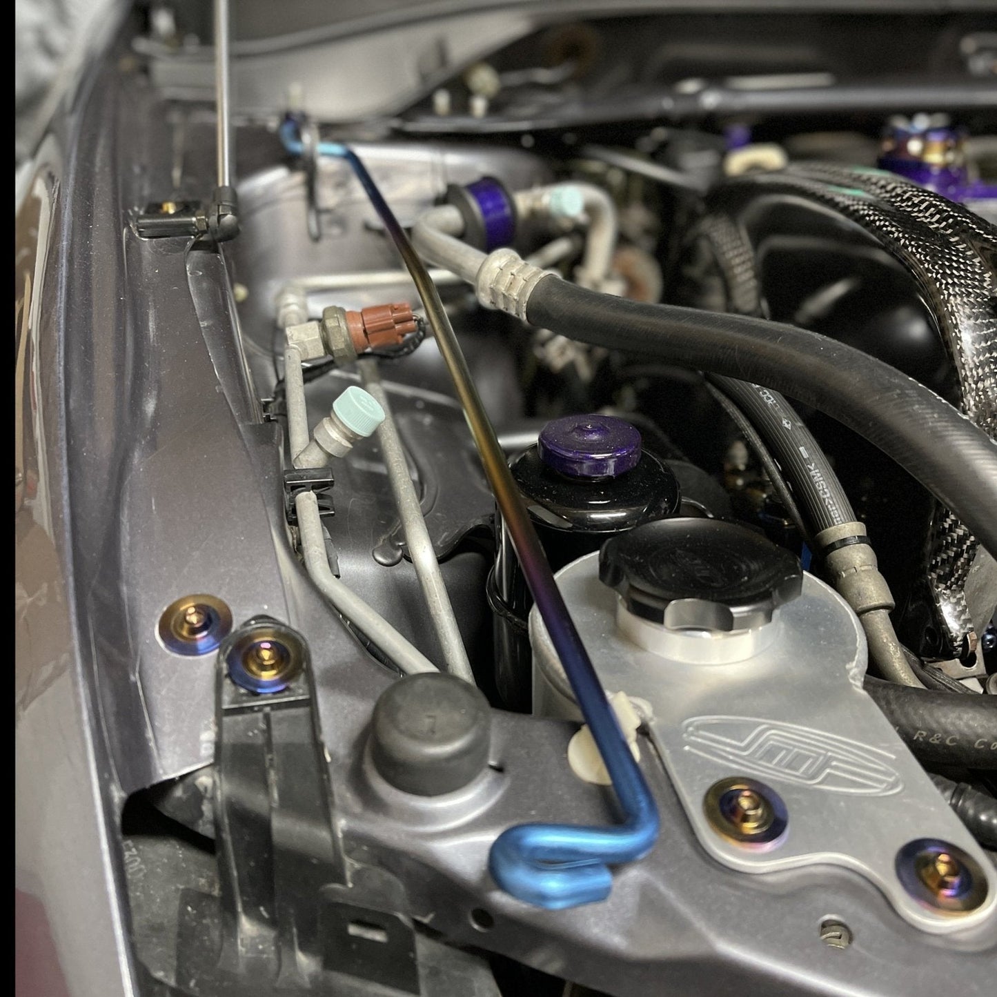 JDC Titanium Hood Prop Rod (Evo 7/8/9) - Graveyard Performance