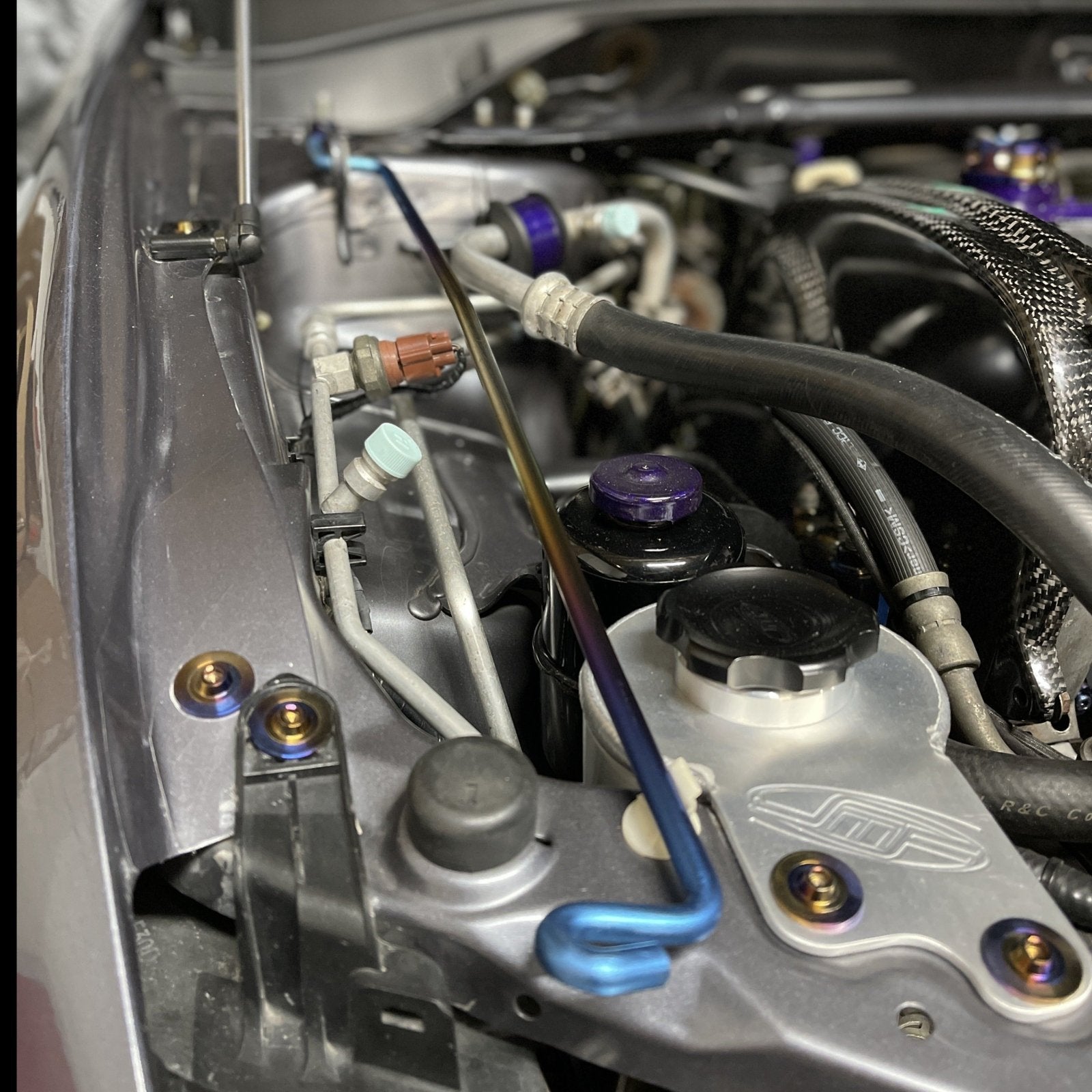 JDC Titanium Hood Prop Rod (Evo 7/8/9) - Graveyard Performance