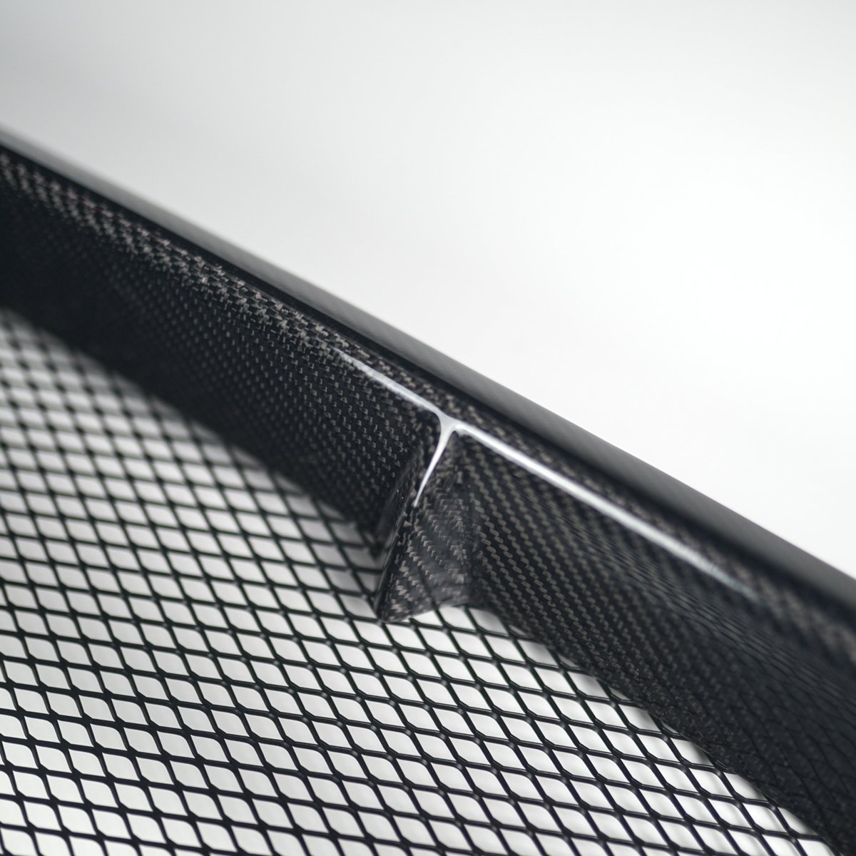 JDMuscle Tanso Carbon Fiber / Gloss Black Grille V4 - 15-17 WRX/STI