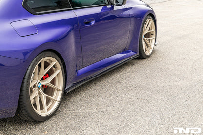 TREVORA G87 M2 Carbon Flat Side Skirt Set