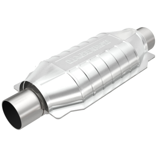 MagnaFlow Conv Univ 2.5in Inlet/Outlet Center/Center Oval 12in Body L x 6.5in W x 16in Overall L - Graveyard Performance