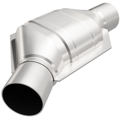 MagnaFlow Conv Univ 2.25 Angled Inlet - Graveyard Performance