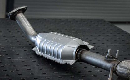 MagnaFlow Conv DF 95- 96 Impreza 2.2L Rear - Graveyard Performance
