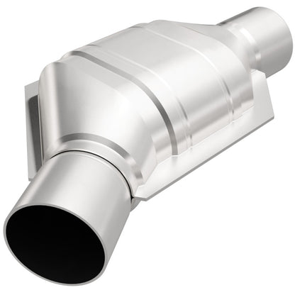 MagnaFlow Conv Univ 2.25 Angled Inlet - Graveyard Performance