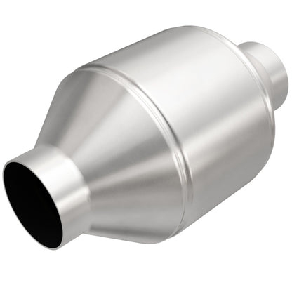 MagnaFlow Conv Univ 2.5in Inlet/Outlet Center/Center Round 3in Body L x 5in W x 8.75in Overall L - Graveyard Performance